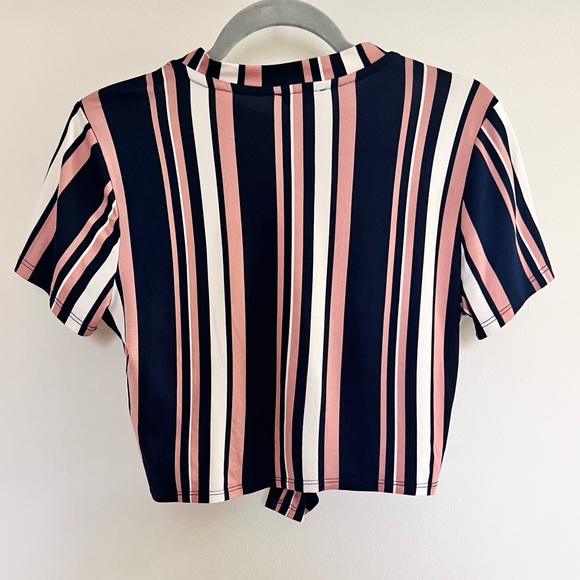 NWOT IRIS Striped Knot Tie Crop Top - Picture 9 of 12